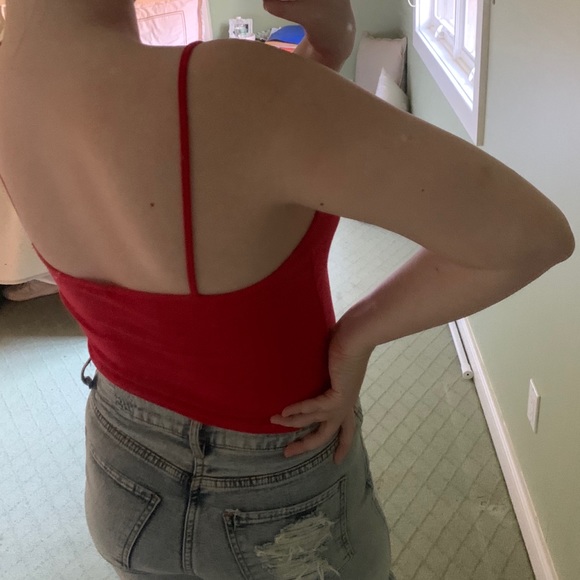 RED CROP TOP - Picture 2 of 2